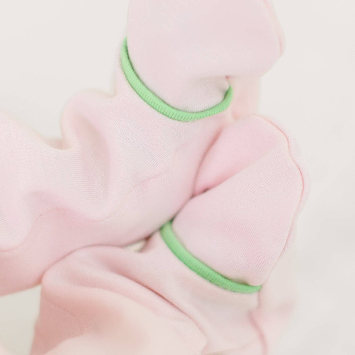 Bayou Baby Ruffle Footie - Pink