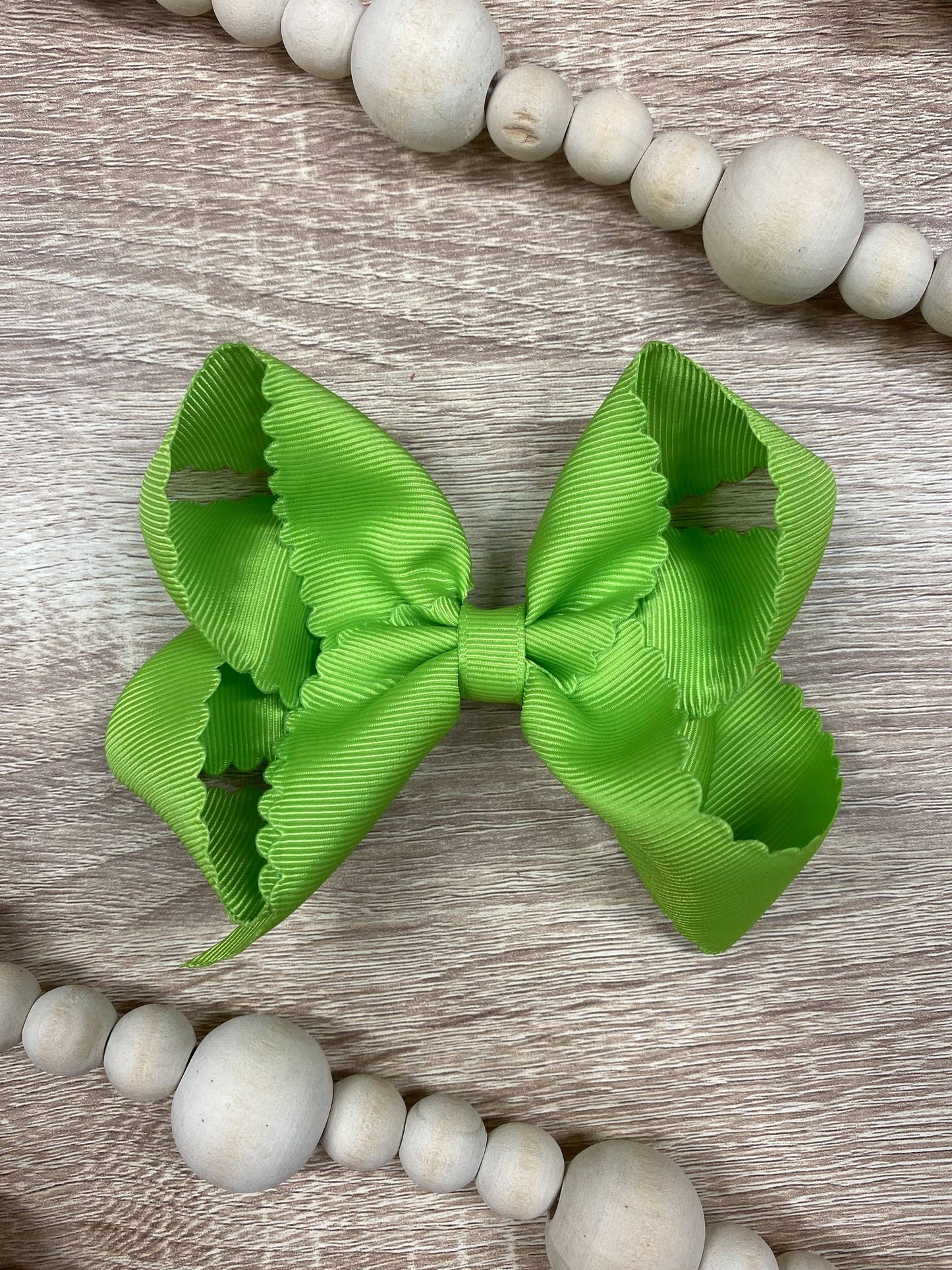 Classic Scalloped Bows - Alligator Clip - 4.5"